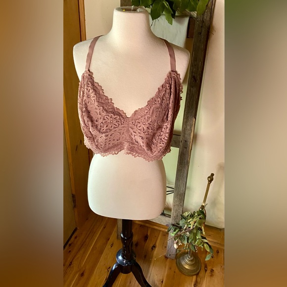 ✨Auden Wirefree Lightly Lined Lace Bralette✨ - Picture 1 of 11